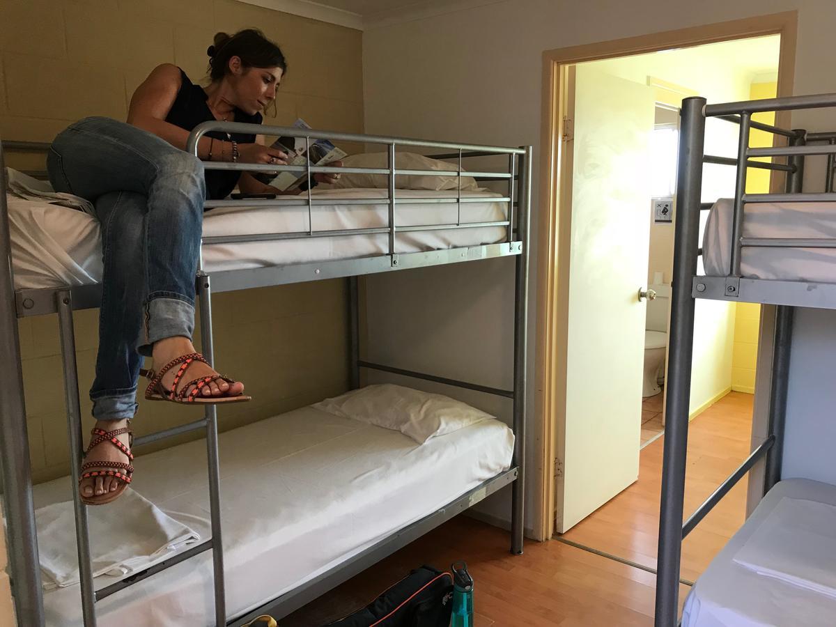 Caloundra Backpackers Vandrehjem Eksteriør billede