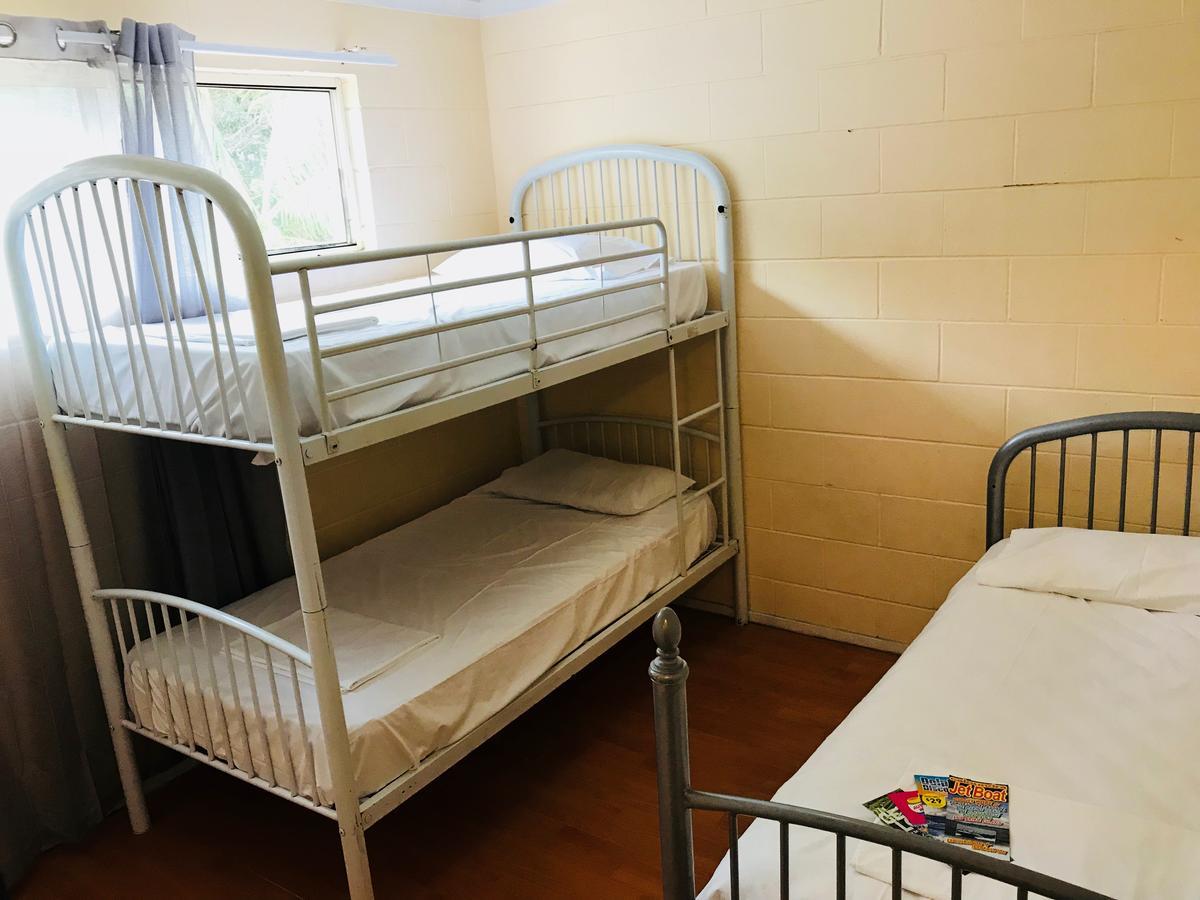 Caloundra Backpackers Vandrehjem Eksteriør billede
