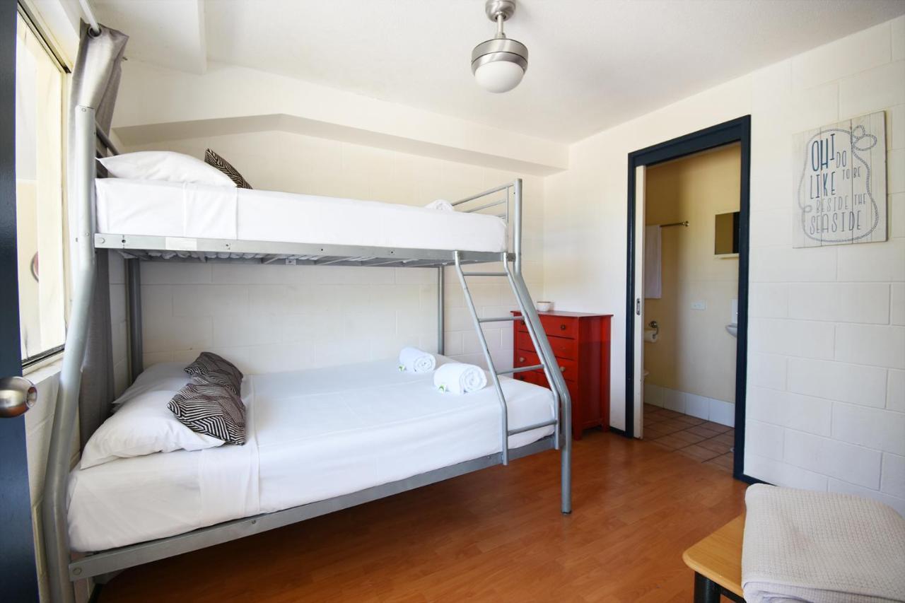 Caloundra Backpackers Vandrehjem Eksteriør billede