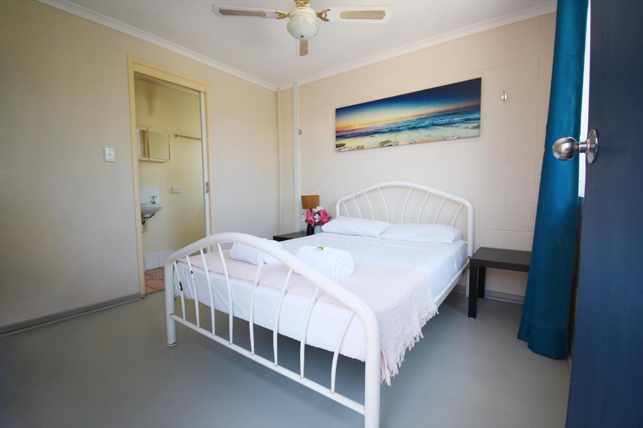 Caloundra Backpackers Vandrehjem Eksteriør billede